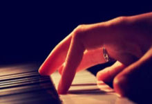 奇异果体育：[NBA]哈登突破抛投不进 莱昂纳德三分命中.